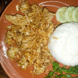 ข้าวหมูทอดกระเทียม