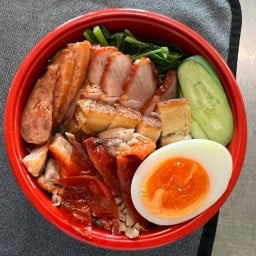 ป.เป็ด 寶•鸭子 ศูนย์ อาหาร ตึก ทิปโก้