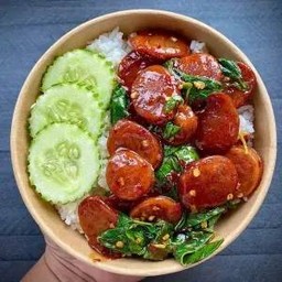 ข้าวราดกะเพรากุนเชียง