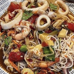 ตำป่ากุ้ง+ปลาหมึก