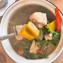 แกงอ่อมไก่