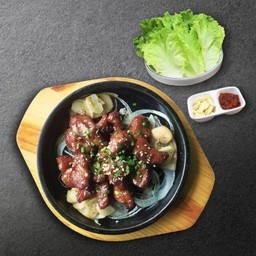 สันคอหมูหมักซอสย่าง