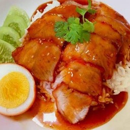 ข้าวหมูแดง