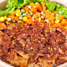 [อร่อยซ่ากับโค้ก] หมูกระทะหม่าล่า ย่างให้พร้อมทาน +  โค้ก ไม่มีน้ำตาล (กระป๋อง)