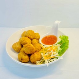 ลูกชิ้นกุ้งทอด