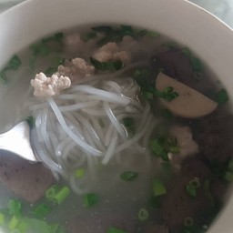 ก๋วยจั๊บญวน