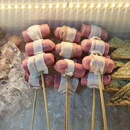 ไส้กรอกนมพันสามชั้น