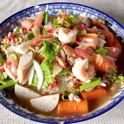 ยำวุ้นเส้นรวมมิตร