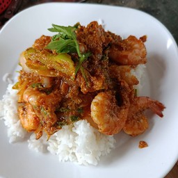 ผัดผงกระหรี่ทะเล