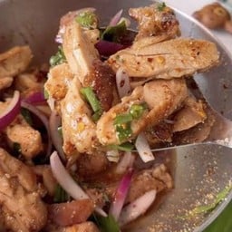 น้ำตกไก่ย่าง