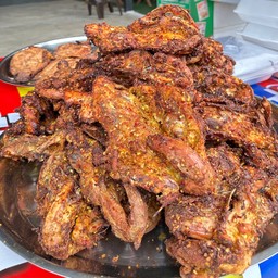 โครงไก่อั่วสมุนไพร