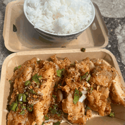 ข้าวยำไก่แซบ