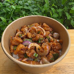 ข้าวยำไก่แซ่บ