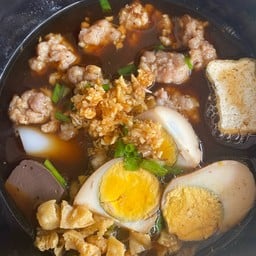 ก๋วยจั๊บหมูล้วน