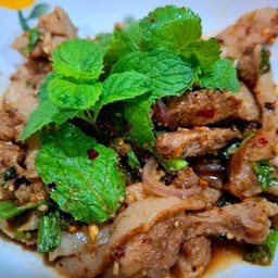 น้ำตกหมู