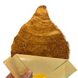 ครัวซองต์บางกรอบ Flat Croissant Plain