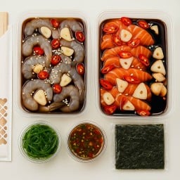 แซลมอนดอง 150g +  กุ้งดอง 10 ตัว