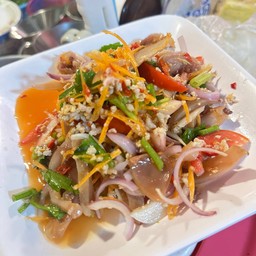 ยำปลาหมึกกรอบ