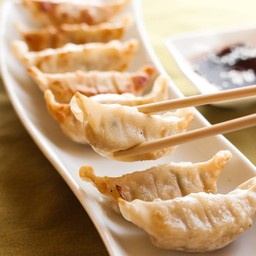 เกี๊ยวซ่าทอด