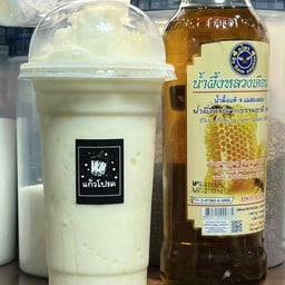 ชา(ใต้)-กาแฟ-น้ำปั่น ร้านแก้วโปรด