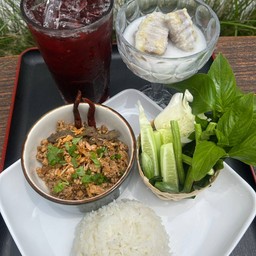 006+064+067+024 set 2 ลาบหมู กล้วยบวชชี น้ำกระเจี๊ยบ ข้าว
