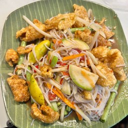 ตำแคปหมู