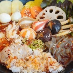 ครัวบ้านทวด..หม่าล่าหม้อไฟ&ข้าวหน้าหมูซอสญี่ปุ่น