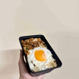 ข้าวผัดกะเพรา