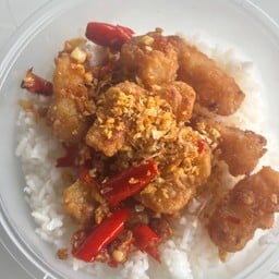 ข้าวปลากรอบคั่วพริกเกลือ