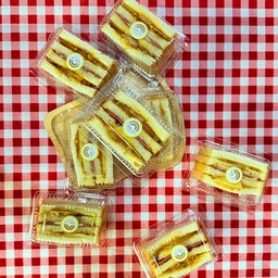 Goldie bites
