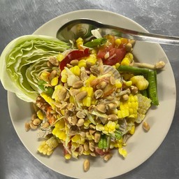 ส้มตำข้าวโพด