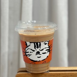 Purrcup Thai tea ชาไทยไม่สี