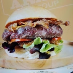 เบอร์เกอร์ เดอะคาร์นิวอร์