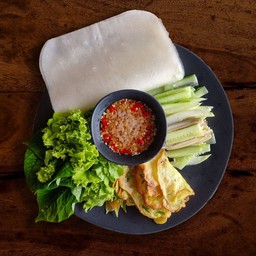 แดงแหนมเนืองกรุงเทพ