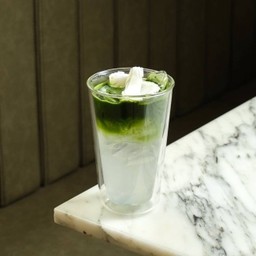 มัทฉะ มะพร้าว