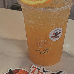 น้ำส้มคั้น