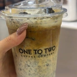 one to two บิ๊กซีรัชดา