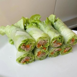 สลัดโรลทูน่า 8 ชิ้น