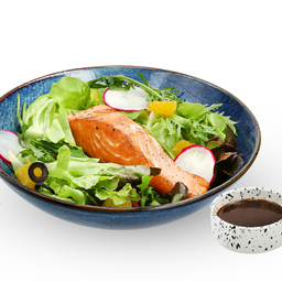 สลัดแซลม่อนย่าง