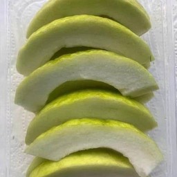 ผลไม้พร้อมทาน บ้านบางแสน