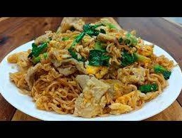 ผัดมาม่า