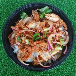 ข้าวยำไก่แซ่บ