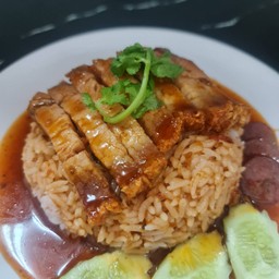 ข้าวหมูกรอบ