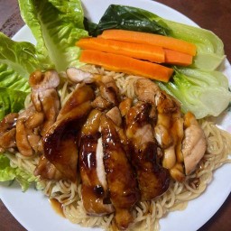 เน้นๆ ฟรีไข่