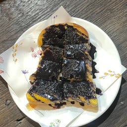 กลิ่นปังวันวาน