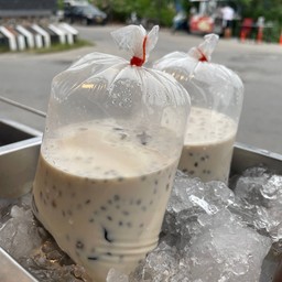 เต้าฮวยนมสดทรงเครื่อง