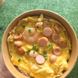 ข้าวไข่ข้น ไส้กรอกกุ้ง