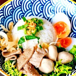 ข้าวทรงเครื่อง