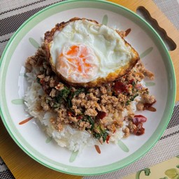 กะเพราหมู