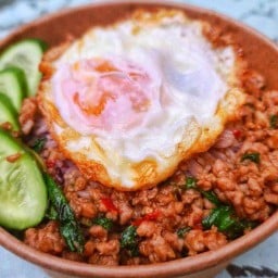 ธิดา กะเพราแซ่บ (นวมินทร์ 68)